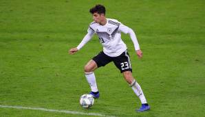 Auch sein Bayer-Teamkollege Kai Havertz drängt mit Macht auf einen Startplatz in der neuen DFB-Offensive. Der erst 19-Jährige feierte beim Freundschaftsspiel gegen Peru im September sein Debüt.
