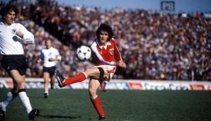 Bruno Pezzey: Der Libero war bei der WM 78’ längst eine wichtige Stütze im ÖFB-Team. Im selben Jahr wechselte er von Innsbruck zu Eintracht Frankfurt. 1979 schaffte er es in die Weltauswahl. Mit der SGE gewann er den DFB-Pokal und den UEFA-Cup.