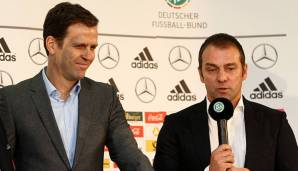 Der heutige Bayern-Trainer Hansi Flick (r.) arbeitete einst als Co-Trainer und Sportdirektor beim DFB.