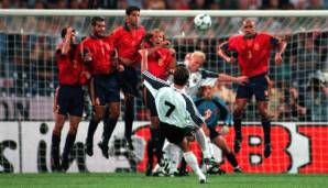 VÖLLERS Debüt fand am 16. August 2000 in Hannover statt. Nach der noch frischen EM-Enttäuschung sorgte das fulminante 4:1 im Freundschaftsspiel gegen Spanien für Aufbruchstimmung. Die Tore schossen: Mehmet Scholl und Alexander Zickler (je 2).
