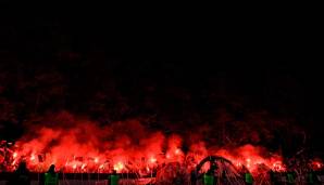 Die Lichter jedenfalls überragten die Tribünen