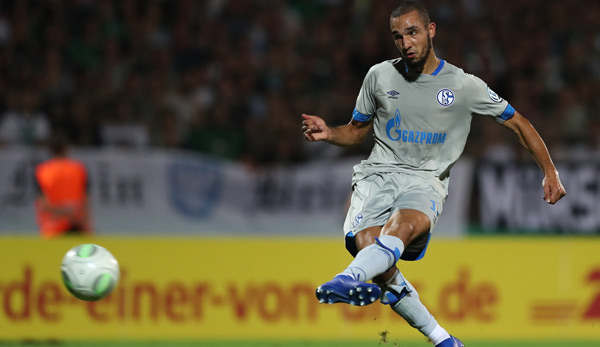 Nabil Bentaleb erzielte vom Elfmeterpunkt das 1:0 für Schalke 04.
