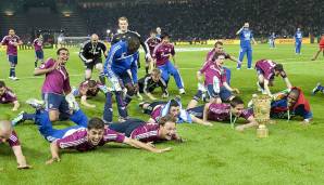 Im Jahr 2011 gewann der FC Schalke 04 durch den 5:0-Sieg gegen den MSV Duisburg im Finale des DFB-Pokals zuletzt einen Titel. Zuvor schaltete Königsblau die Bayern in München dank des goldenen Treffers von Raul aus.