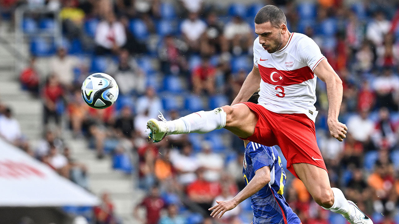 Merih Demiral dürfte in der Abwehr gesetzt sein.