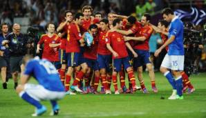 Im EM-Finale 2012 hatte Italien (blau) keine Chance gegen Spanien.