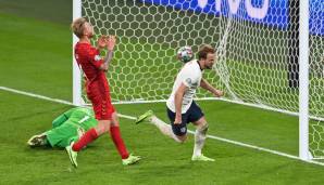 CORRIERE DELLA SERA: "England behauptet sich nach einem umstrittenen Elfmeter und punktet mit einer Mannschaft von Qualität, aber mit einigen Schwachstellen, die die Azzurri unbedingt nutzen müssen."