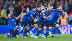TUTTOSPORT: "Im Finale! Italien eliminiert Spanien: Morata trifft und verrät dann Luis Enrique."