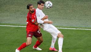 RICARDO RODRIGUEZ: Blieb aufgrund der variablen Defensivreihe meist hinten und überließ Zuber die linke Außenbahn. Machte Torres auch deshalb das Leben schwer, was sich in seiner Zweikampfquote (92,3 Prozent) widerspiegelt. Note: 3.