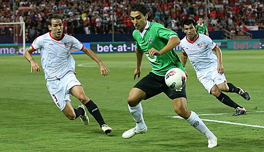 Mit seinem Treffer beim FC Sevilla schoß Abdellaoue Hannover 96 in die Europa League