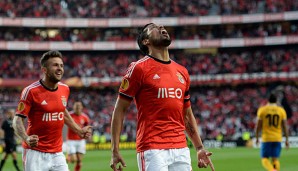 Ezequiel Garay brachte mit seinem Tor Benfica Lissabon schon früh mit 1:0 in Führung