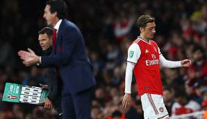 Mesut Özil steht bei Arsenal auf dem Abstellgleis.