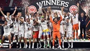 Eintracht Frankfurt gewinnt 42 Jahre nach dem UEFA-Cup-Sieg 1980 in Sevilla die Europa League.