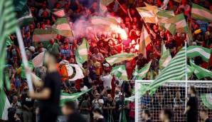 Die Feyenoord-Fans beim Conference-League-Finale 2022 gegen die Roma in Tirana.