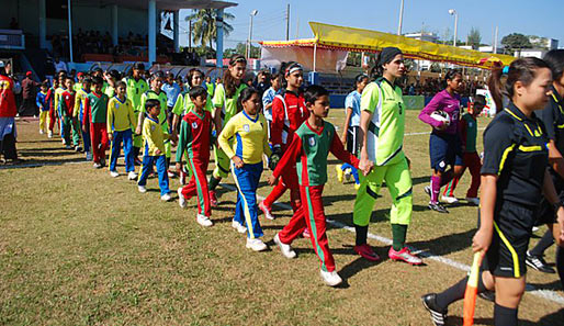 Südasien-Meisterschaften in Bangladesch: Sana Mahmud führt Pakistans Nationalteam aufs Feld