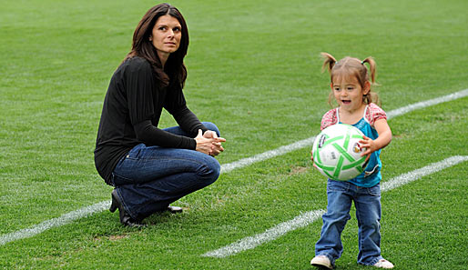 Die zweimalige Weltfußballerin Mia Hamm ist voll des Lobes über die DFB-Elf