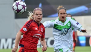 Babett Peter bleibt in Wolfsburg