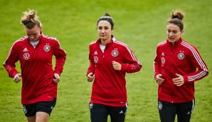 Nationalspielerin Felicitas Rauch ist vor dem Länderspiel der deutschen Fußballerinnen am Samstag gegen Australien positiv auf das Coronavirus getestet worden.