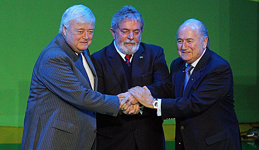 FIFA-Exekutiv-Mitglied Ricardo Teixeira (l.) ist Zielscheibe von Korruptionsvorwürfen