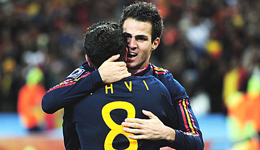Cesc Fabresgas (r.) erzielte für Spanien den 3:2-Siegtreffer gegen Chile