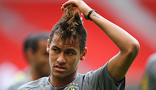 Verwirrung um Neymar: Wechselt er zum FC Barcelona nach Spanien oder nicht?
