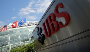 Die Schweizer Großbank UBS muss sich für ungeklärte Zahlungen rechtfertigen