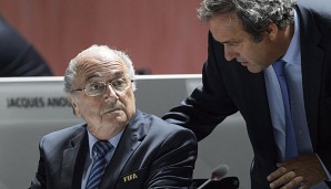 Blatter und Platini sind von der Ethikkommission der FIFA für mehrere Jahre gesperrt worden