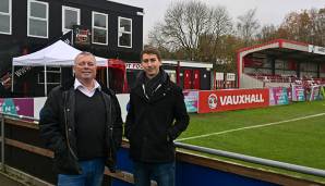 SPOX-Redakteur Nino Duit traf Richard Tims im Stadion des Sheffield FC