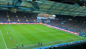Ins Hillsborough Stadion passen 39.732 Zuschauer, durchschnittlich kommen ähnlich wie bei United knapp 26.000 Fans zu den Spielen