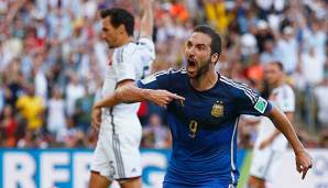 Traf gegen Deutschland im WM-Finale, aber aus Abseitsposition: Gonzalo Higuain.
