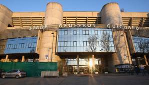 Stade Geoffroy-Guichard (AS Saint-Etienne) – 1931: Bei seiner Eröffnung bot das Stadion 1800 Plätze. Mittlerweile sind es 42.000, allerdings ausschließlich Sitzplätze. Für die EM 1984 und die WM 1998 wurde das Stadion jeweils renoviert.