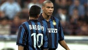 ROBERTO BAGGIO (Inter Mailand): 1998 wechselte die italienische Legende zu Inter. Seine heilige Nummer war jedoch bereits durch einen jungen Brasilianer namens Ronaldo vergeben. Die Folge: Baggio bekam seinen Willen, Ronaldo wechselte zur 9.