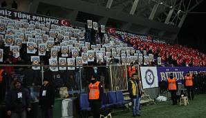 Fans von Osmanlispor bei einem Spiel gegen Galatasaray im Dezember 2016.