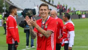 Victor Lindelöf (zwischen 2012 und 2017 bei Benfica, Aktueller Verein: Manchester United): Benötigte ebenfalls Eingewöhnungszeit beim neuen Verein ist jetzt unter Solskjaer gesetzt. Außerdem unverzichtbar für die schwedische Nationalmannschaft.