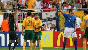 Marco Materazzi: 15 Platzverweise. Der Italiener hatte bei der WM 2006 mehrerer unvergessene Auftritte. Gegen Australien flog er vom Platz. Im Finale gegen Frankreich war er gegen Zinedine Zidane ausnahmsweise dann in der Opferrolle.
