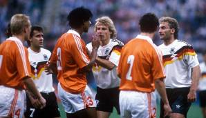 Am 24. Juni vor exakt 30 Jahren spukte der Niederländer Frank Rijkaard beim WM-Achtelfinale (2:1 für Deutschland) seinen Gegenspieler Rudi Völler an. Er avancierte damit zur "Mutter aller Fußball-Lamas".