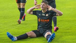 Der VFL WOLFSBURG hat seinen ersten Sommertransfer perfekt gemacht: Der polnische Nachwuchsstürmer Bartosz Bialek kommt von Zaglebie Lubin und unterschreibt einen Vertrag bis 2024. Bialek erzielte in der abgelaufenen Saison in 19 Spielen neun Tore.