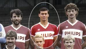 Huub Stevens (von 1975 bis 1986 bei Eindhoven): Als Innenverteidiger machte die Vereinslegende 343 Pflichtspiele für den Klub und holte drei Meisterschaften. Der spätere Trainer gewann zudem den UEFA-Cup (1978) mit PSV.