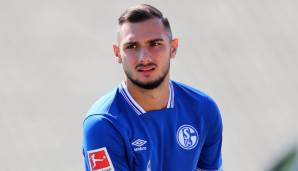 AHMED KUTUCU (Schalke 04): Nach Sky-Informationen hat sich der Nachwuchstürmer bereits von seinen Teamkollegen und Trainern verabschiedet und wird in die Niederlande zu Heracles Almelo verliehen.