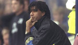1996 entschlossen sich die Blues zu dem Experiment, Gullit zum Spielertrainer zu machen. Es folgten Auseinandersetzungen mit dem Vorstand, die dazu führten, dass der Niederländer seinen Trainerposten im Februar 1998 wieder los war.