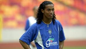 Platz 23: RONALDINHO (Brasilien) - 33 Tore in 97 Länderspielen. Der Weltmeister von 2002 wurde zweimal zum Weltfußballer gewählt. Hatte seine größte Zeit beim FC Barcelona.