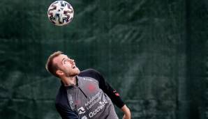 Fast sechs Monate nach seinem Zusammenbruch bei der Europameisterschaft ist der dänische Starspieler Christian Eriksen auf den Fußballplatz zurückgekehrt.