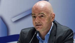 FIFA-Präsident Gianni Infantino ist nach seiner abstrusen Afrika-Aussage zur Verteidigung seiner umstrittenen WM-Pläne zurückgerudert.