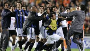 FC VALENCIA - INTER MAILAND: Am 6. März 2007 zogen die Ches mit einem 0:0 ins CL-Viertelfinale ein, dennoch kam es nach Abpfiff zu einer Massenschlägerei. Carlos Marchena bekam sich mit Inter-Verteidiger Nicolas Burdisso in die Haare.