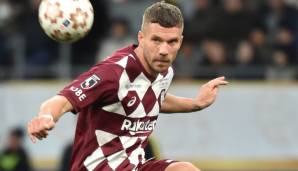 Lukas Podolski spielt auch in der kommenden Saison für Gornik Zabrze.
