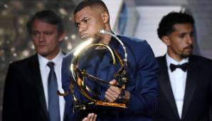 Bekannt ist, dass Real Madrid den frischgewählten Ligue1-Spieler der Saison ablösefrei verpflichten will. Mbappe wolle seine Entscheidung noch vor dem anstehenden Treffen mit der französischen Nationalmannschaft am 28. Mai verkünden.