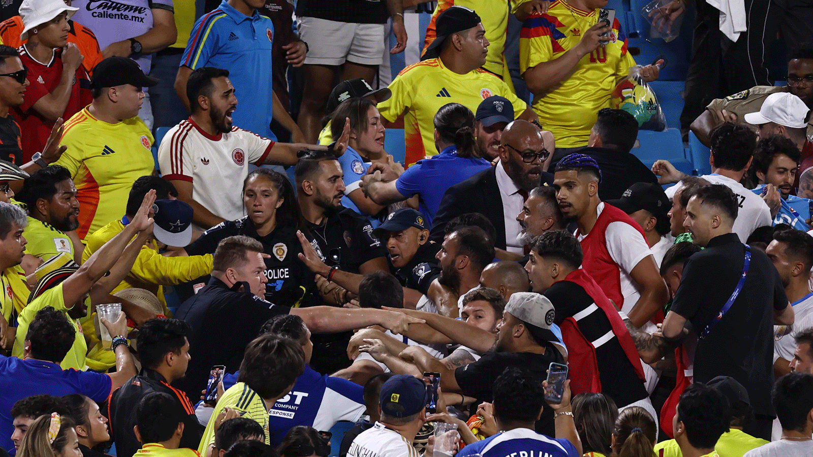 Uruguay, Kolumbien, Fans
