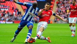 Thomas Vermaelen (M.) spielt seit 2009 für die Gunners