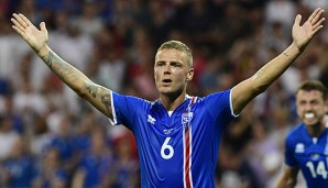Ragnar Sigurdsson erzeilte beim sensationellen Sieg der Isländer über England den Ausgleich
