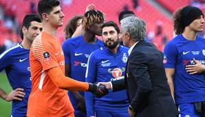 Auch im FA-Cup-Finale musste Mourinho dem Gegner gratulieren, Mitte 2018 verlor man gegen Chelsea. Viel schlimmer jedoch: Der zweite Platz in der Meisterschaft mit 19 Punkten Rückstand auf Meister Manchester City.