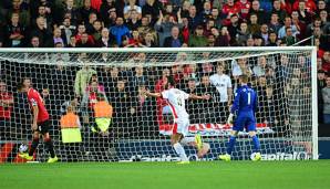 Van Gaals Start misslang gehörig: Nach nur einem Punkt aus zwei Spielen in der Premier League folgte das Ausscheiden im League Cup mit einem 0:4 in der zweiten Runde gegen den Drittligisten MK Dons.